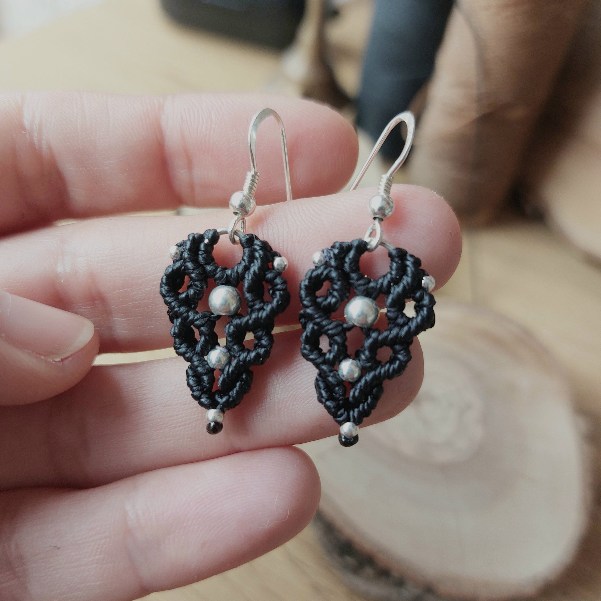 Pendientes artesanales de macramé