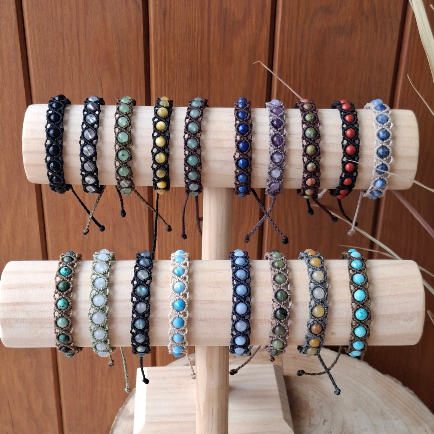 Pulseras CLAVEL. Minerales de 6mm