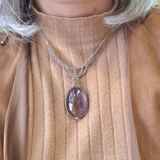 Collar de ametrino. Hilo 0.5mm.