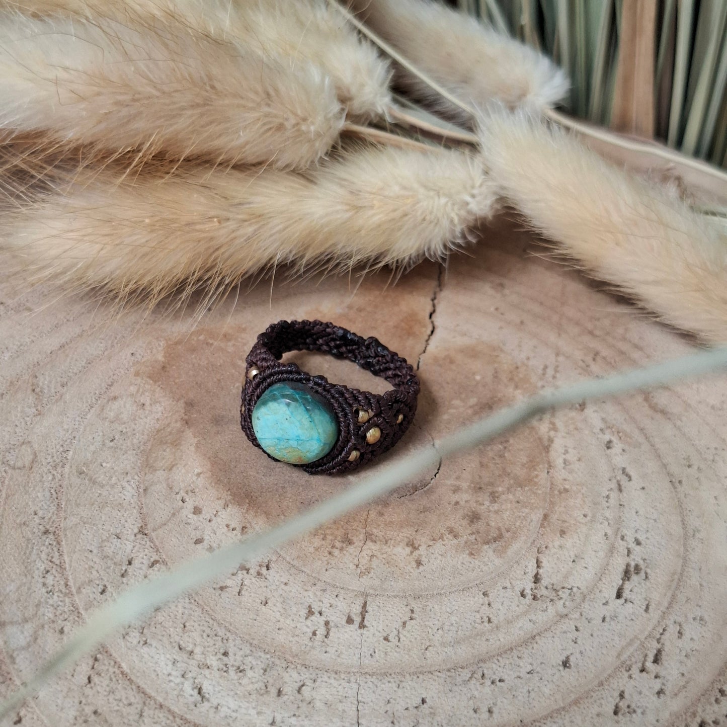 Anillo artesanal con crisocola