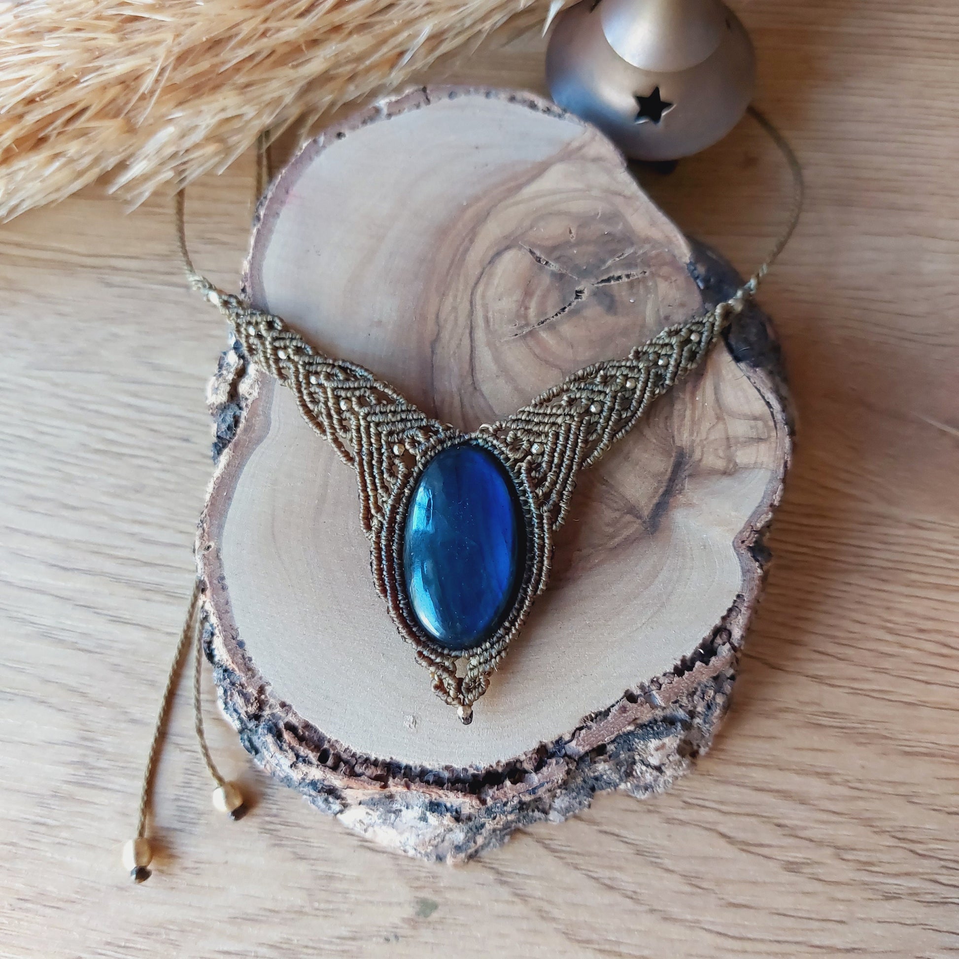 Collar de macramé estilo bohemio