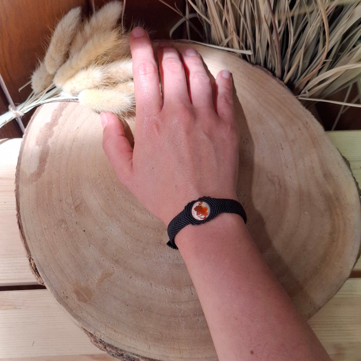 Pulsera ópalo de fuego. Hilo 0,5. Cierre hebilla 12mm