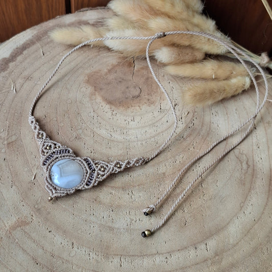 Collar de Calcedonia