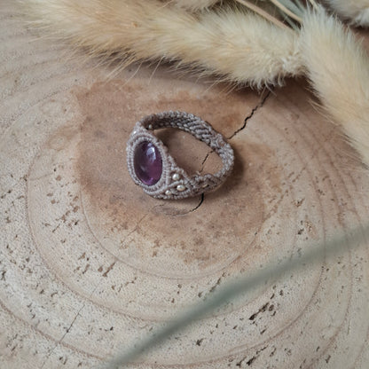 Anillo artesanal con amatista
