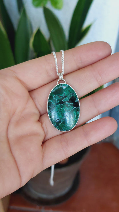 Colgante de plata con malaquita
