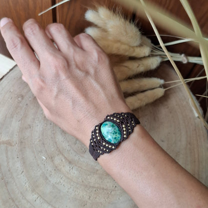 Pulsera de macramé con crisocola