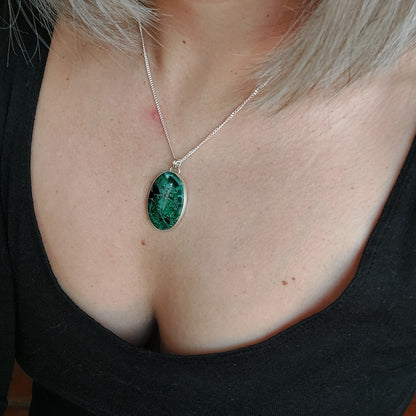 Colgante de plata con malaquita