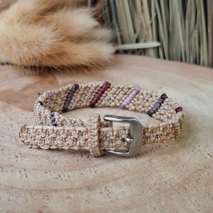 Pulsera de macramé. Cierre hebilla. Hilo 1mm