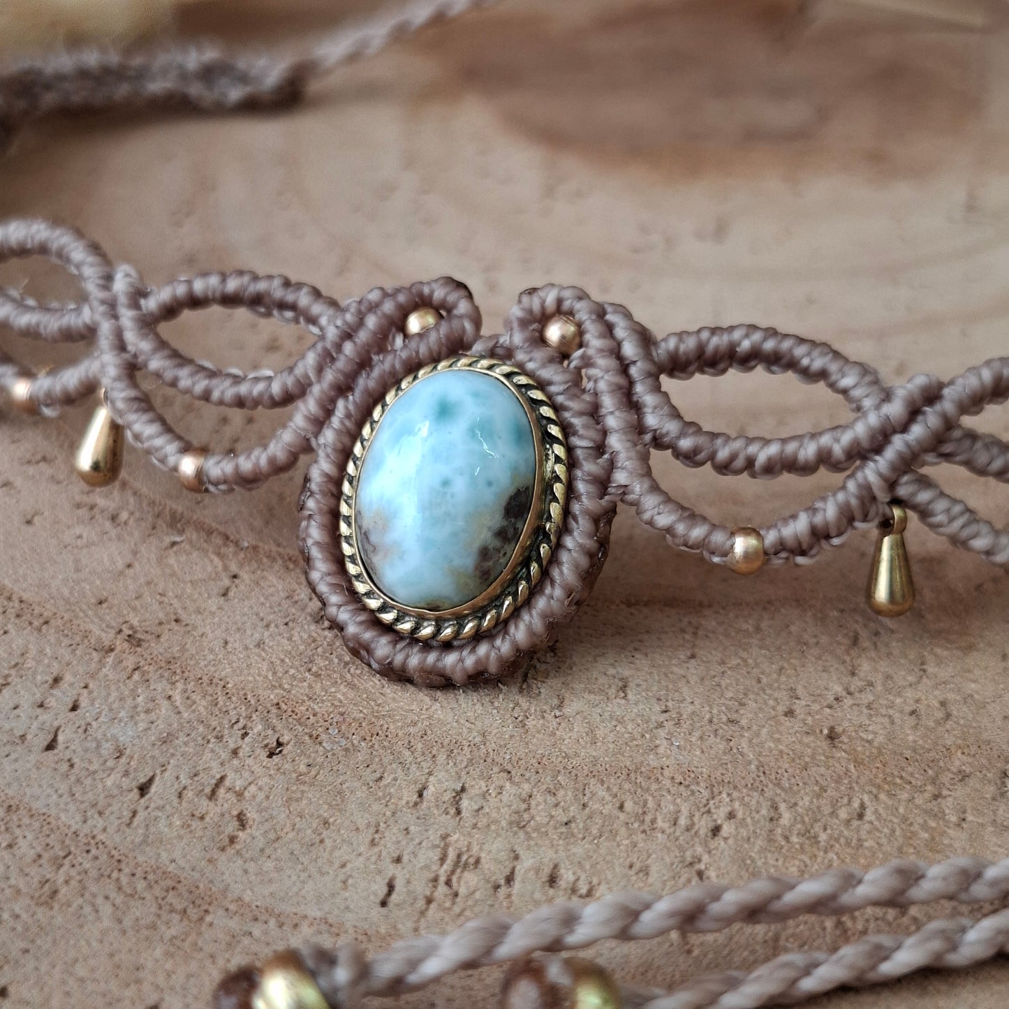Collar artesanal de LARIMAR